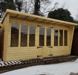 16x10 SUMMERHOUSE PENT + 2FT CANOPY 19 MM T/G LOG 3X2 CLS FRAME 19MM T/G FLOOR